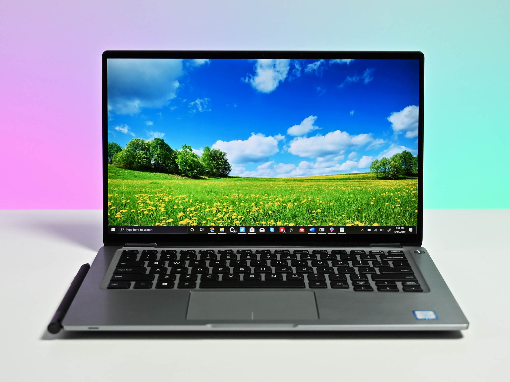 Dell Latitude 7400 Core™ i7-8665U 256GB SSD 16 GB SSD 14” (1920×1080) TOUCHSCREEN WIN11 Pro DARK GRAY