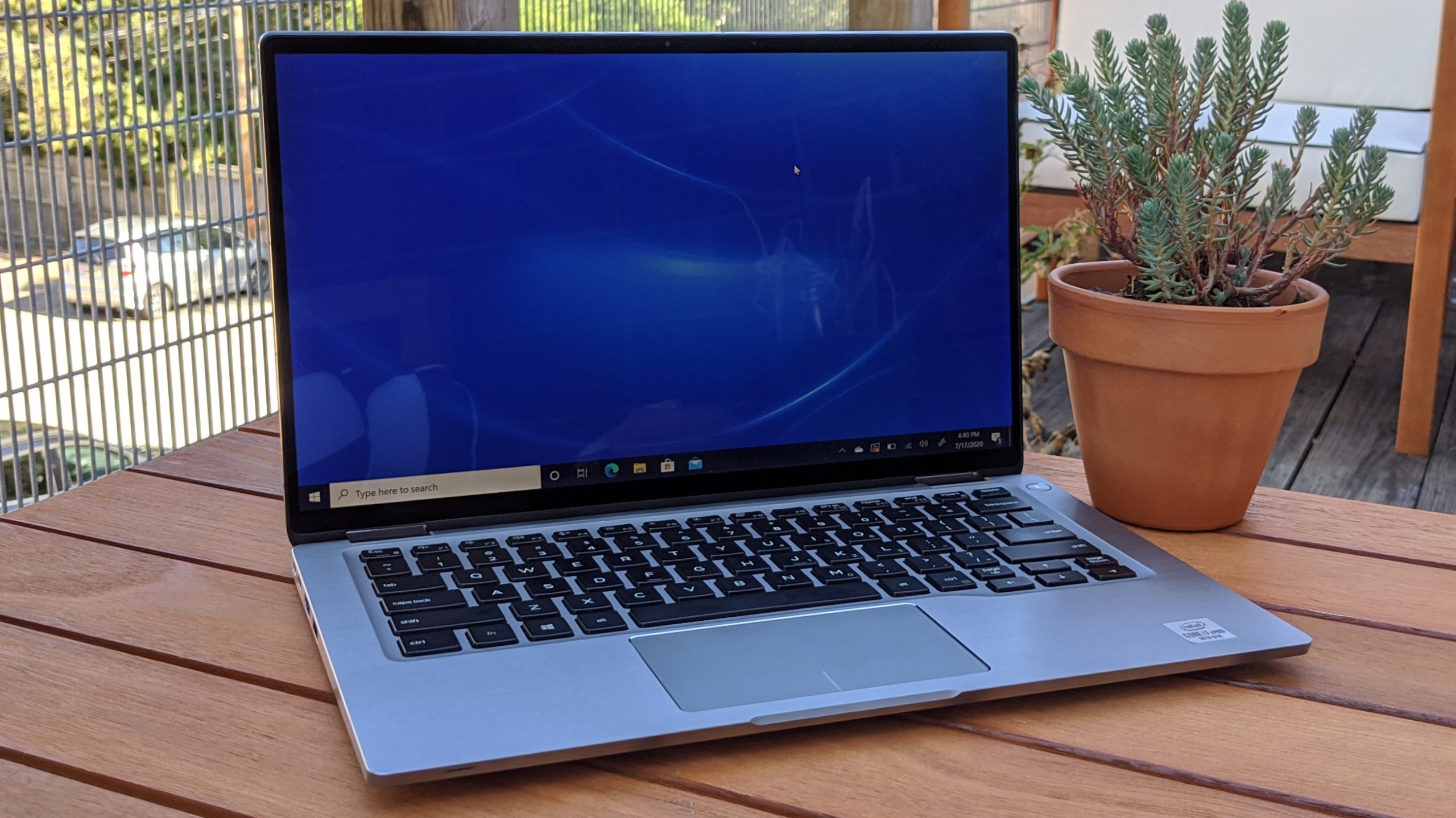 Dell Latitude 9410 2-IN-1 Core™ i7-10610U 256GB SSD 16 GB 14” (1920×1080) TOUCHSCREEN WIN11 Pro DARK GRAY