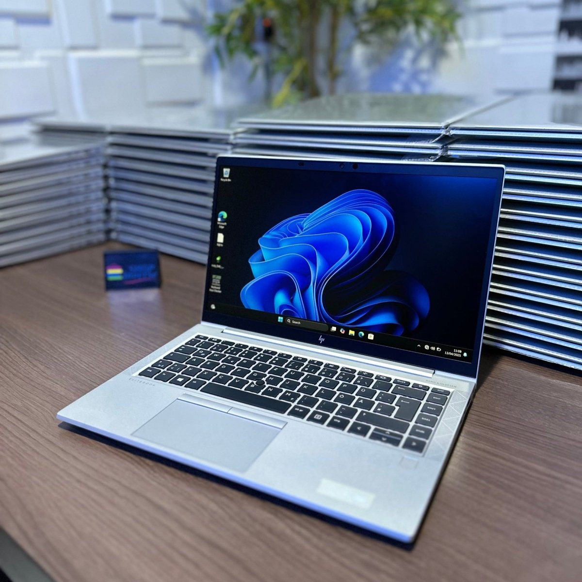 HP EliteBook 830 G7 7th Gen — Core i7, 32 GB, 1 TB SSD