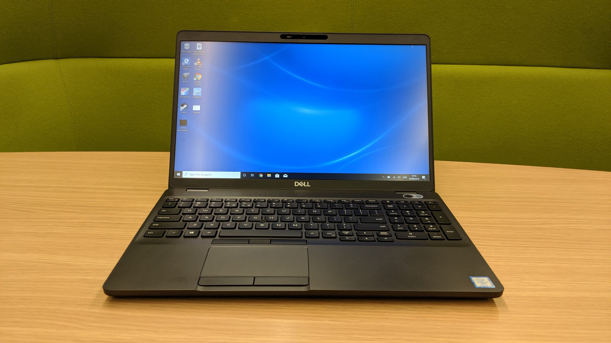 Dell Latitude 5500 i7-8665U 256GB SSD 16GB 15” (1280 x 720) W11 Pro