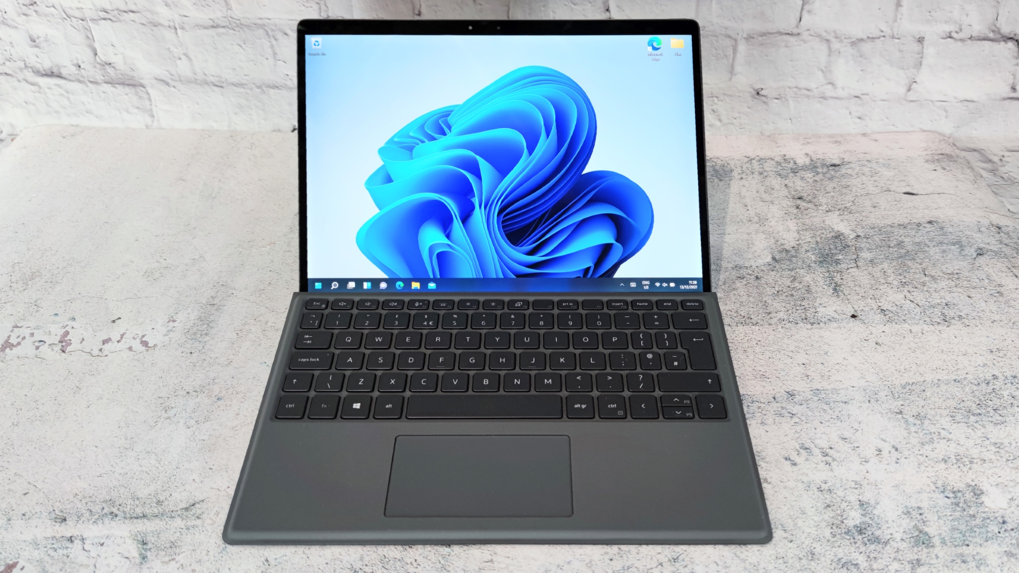 Dell Latitude 7320 Tablet Core™ i5-1140G7 256GB SSD 8GB 13.3" (1902x1080) TOUCHSCREEN WIN11 Pro DARK GRAY